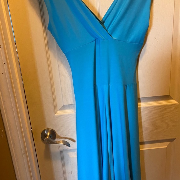 Beautiful light blue ruched middle Raindrops dress - Picture 3 of 5